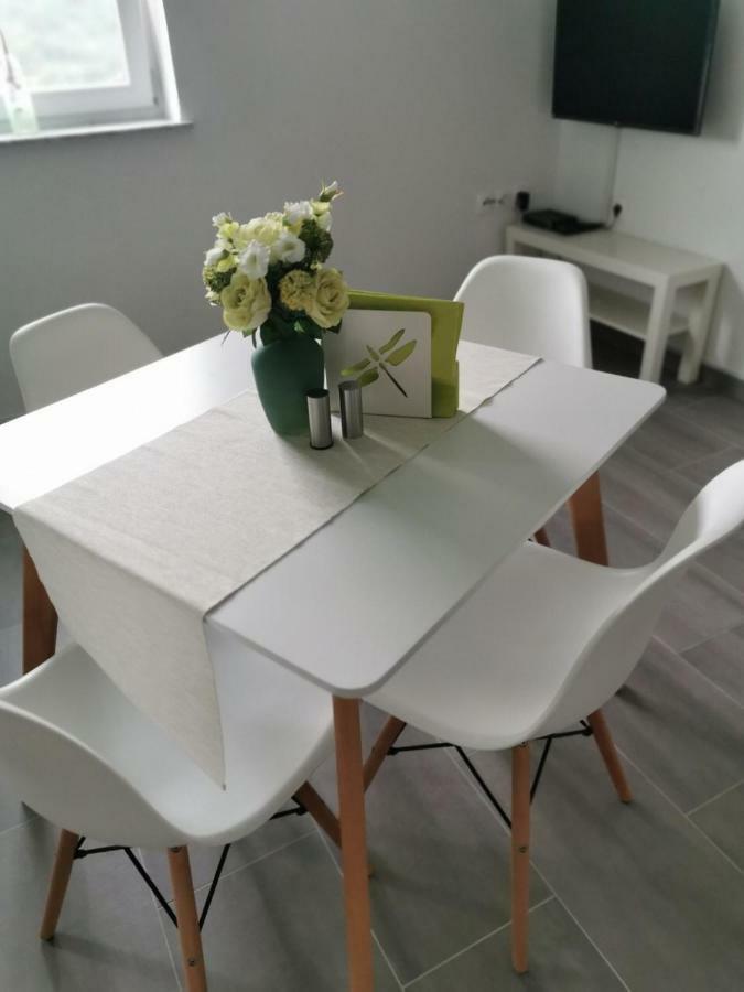 Vila Zdenka Novi Vinodolski Kültér fotó