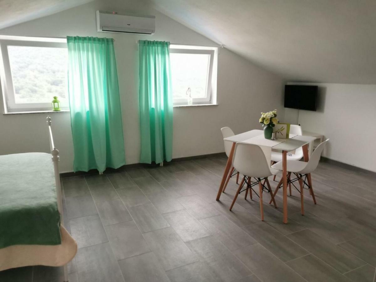 Vila Zdenka Apartman Novi Vinodolski Kültér fotó